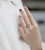 White Topaz Ring - حجر التوباز الابيض