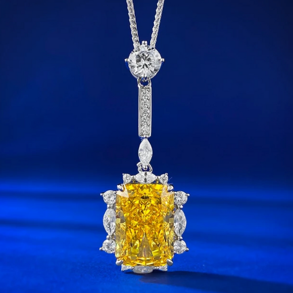 Citrine & White Topaz Neckless - قلادة السترين والتوباز الابيض