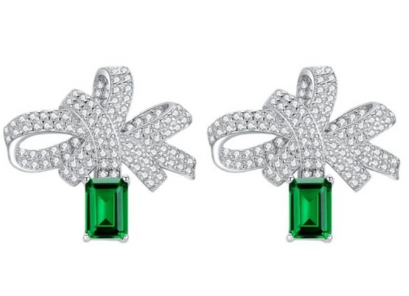 Emerald & White Topaz Earring-  حلق الزمرد الأخضر والتوباز الابيض