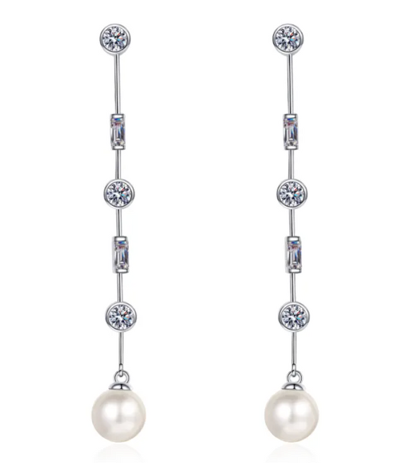 Moissanite Earring -  حلق الماس الموزنايت مع اللؤلؤ