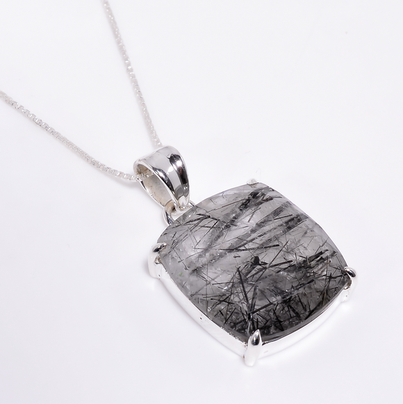 Rutile Oval Cut Gemstone 925 Sterling Silver Pendant with Box Chain - الروتيل كوارتز
