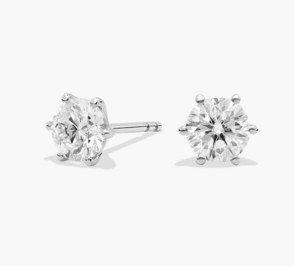 Six Prong Stud Earrings mossnite diamond - -حلق الماس الموزنايت   |نص قيراط لكل واحدة
