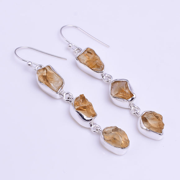 Citrine Raw Gemstone - حلق حجر السترين